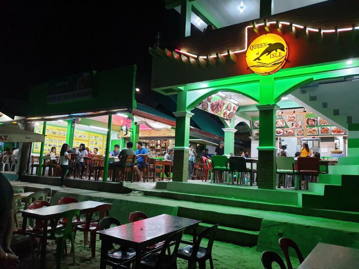 Queen Of Isle Cottages And Restaurant Puerto Galera Kültér fotó
